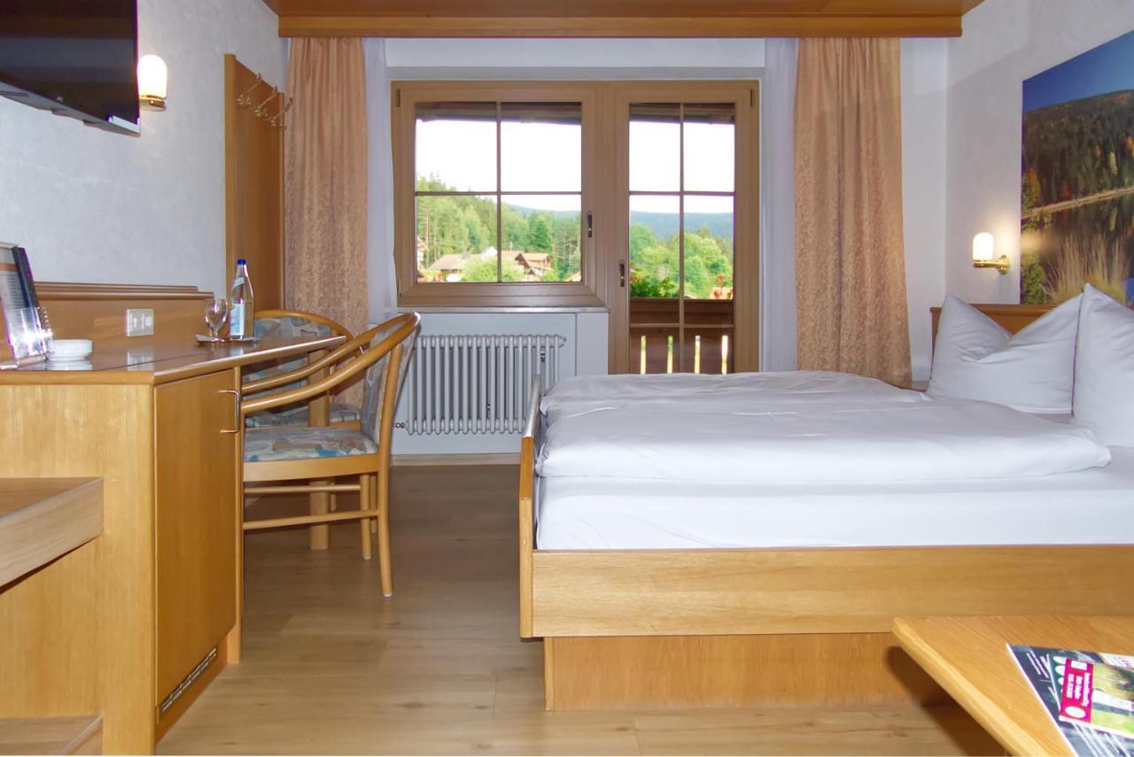Garnihotel Zur Linde - Bayerischer Wald - Aktivcard Mit 154 Kostenfreien Leistungen - Kostenloser Parkplatz Lohberg Bagian luar foto